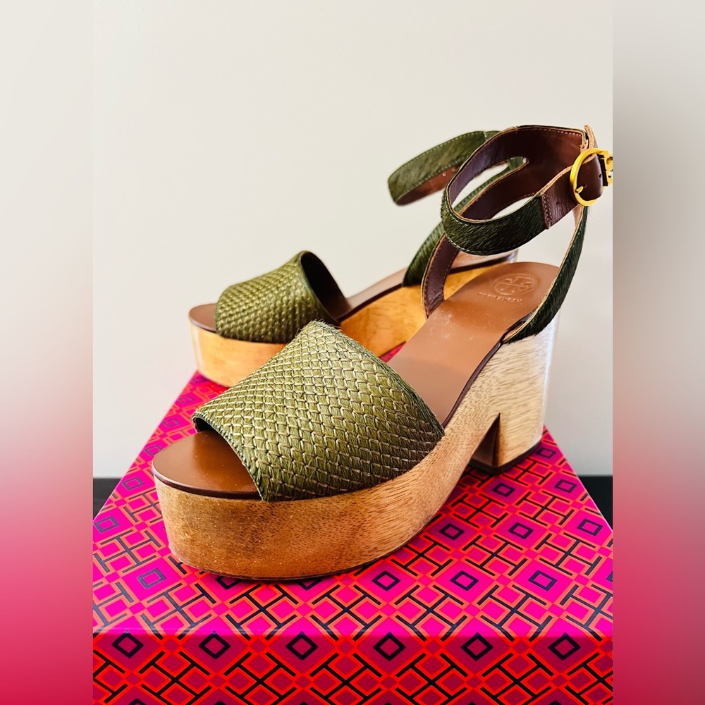 Tory Burch Camilla 100MM Sandal - Haircalf Olivo Size 8